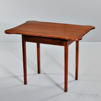 Birch Porringer-top Tea Table
