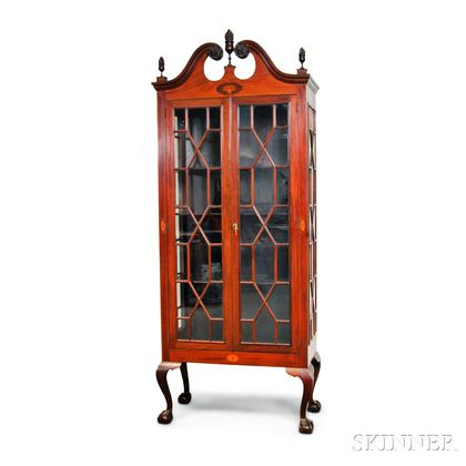 Chippendale-style Inlaid Mahogany Glazed Cabinet