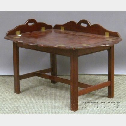 Chippendale-style Mahogany Butler's Tray Table
