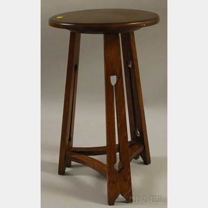 Frederick Loeser & Co. Arts & Crafts Oak Plant Stand with Three Splayed Legs with Cutouts