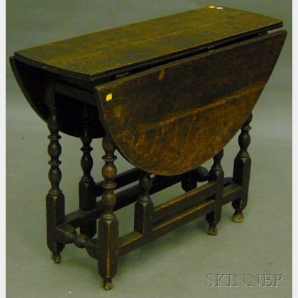 William & Mary Oak Drop-leaf Gate-leg Table with End Drawer