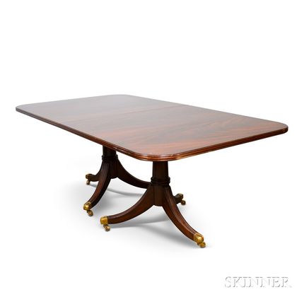 Maitland-Smith Federal-style Mahogany Double-pedestal Dining Table