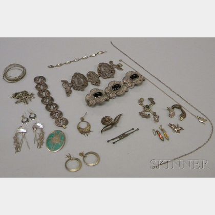 Small Group of Mostly Sterling Silver Jewelry