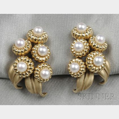 14kt Gold and Cultured Pearl Earclips