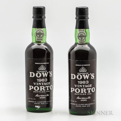 Dows Vintage Port 1983, 2 demi bottles 