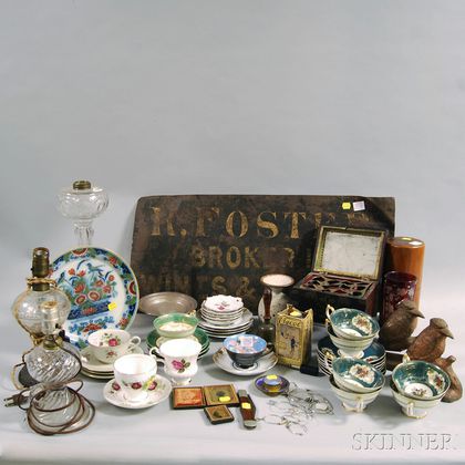 Group of Miscellaneous Decorative Items