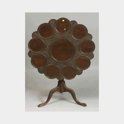 Chippendale-style Carved Mahogany Tilt-top Tripod Table