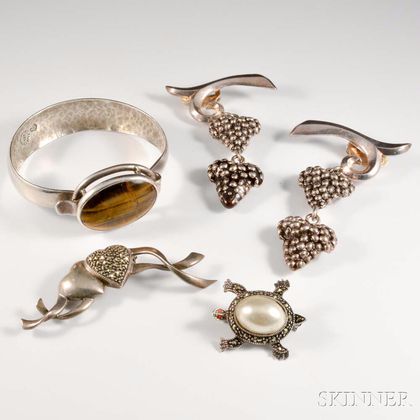 Five Pieces of Sterling Silver Jewelry