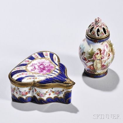 Two French Porcelain Dresser Boxes