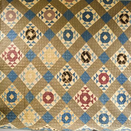 Appliqued Cotton Geometric-pattern Quilt