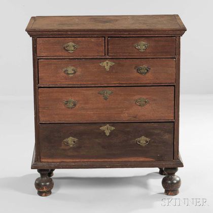 Diminutive Sepele, Rosewood and Pine Chest of Drawers