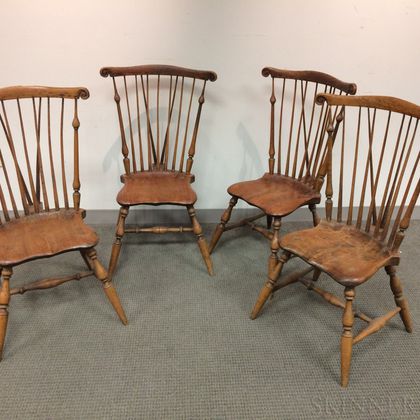 Set of Four Braced Fan-back Windsor Side Chairs