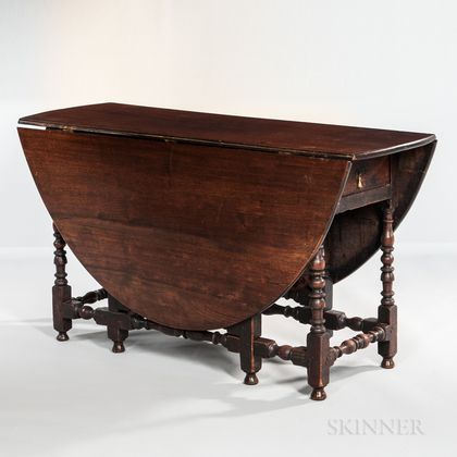 William and Mary Drop-leaf Gate-leg Table