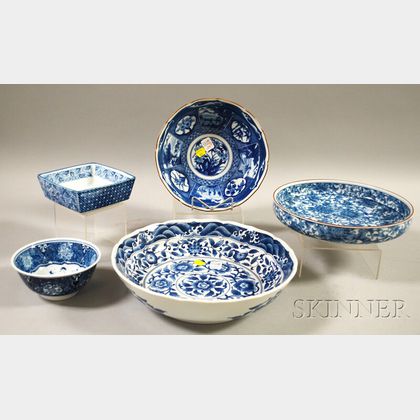Five Japanese Blue and White Floral-decorated Porcelain Bowls