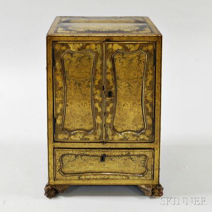 Export Tabletop Gilt Lacquer Cabinet