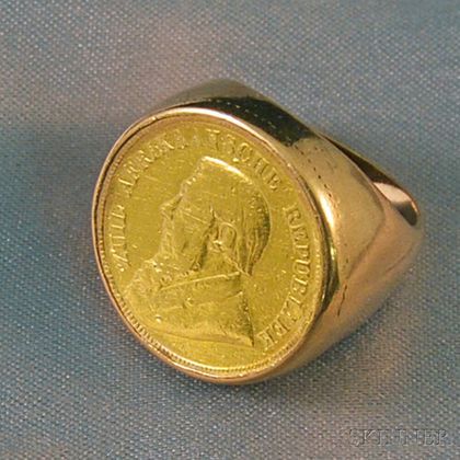 Gold Coin Ring, Coin Ring, Vintage Ring, Signet Ring, Statement Ring, Coin  Ring, Queen Elizabeth's Coin Ring, Retro Ring - Etsy