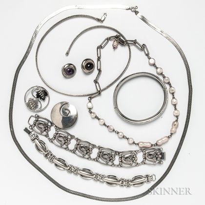 Group of Sterling Silver Jewelry