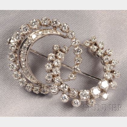 Lady's 18kt White Gold and Diamond Circle Brooch