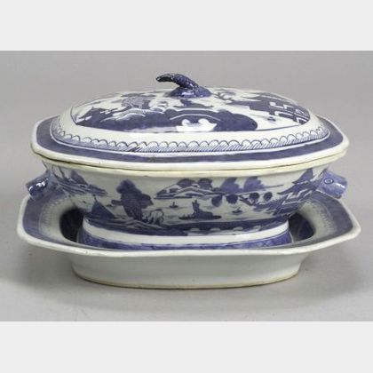 Canton Porcelain Covered Soup Tureen with an Undertray