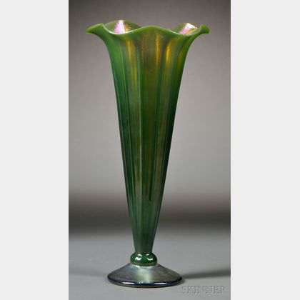 Lundberg Studios Jade Trumpet Vase