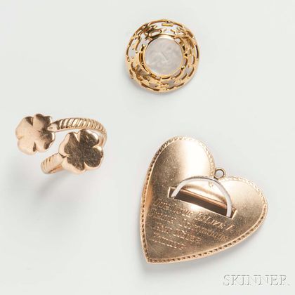 18kt Gold Clover Ring, 18kt Gold and Moonstone Brooch, and a 14kt Bicolor Gold and Diamond Heart Pendant