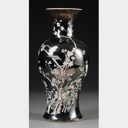 Large Famille Noire Baluster Vase