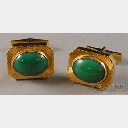 Pair of 14kt Gold and Jade Cuff Links