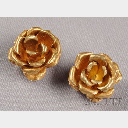 18kt Gold Rose Earclips, Buccellati