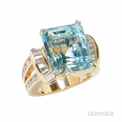 18kt Gold, Aquamarine, and Diamond Ring