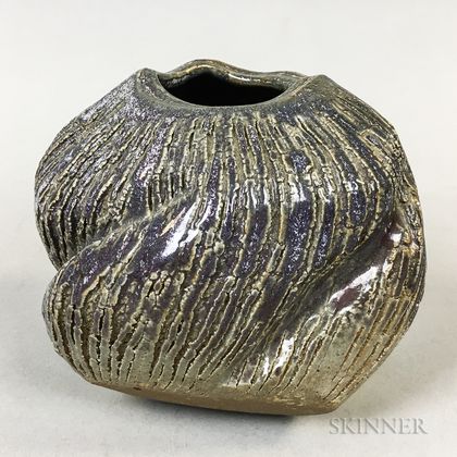 Makoto Yabe (1947-2005) Studio Pottery Vase