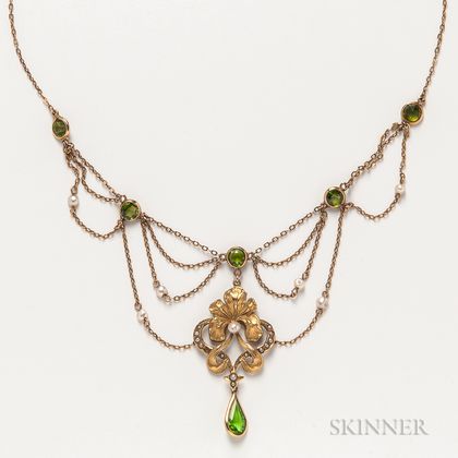 Art Nouveau Gold and Green Glass Festoon Necklace