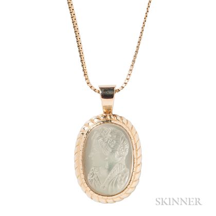 14kt Gold and Moonstone Cameo Pendant