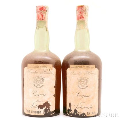 Cognac Fino Anticuario 1883, 2 bottles 