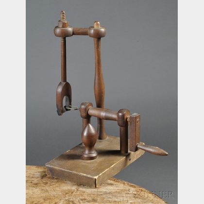 Shaker Wooden Table-mounted Apple Peeler