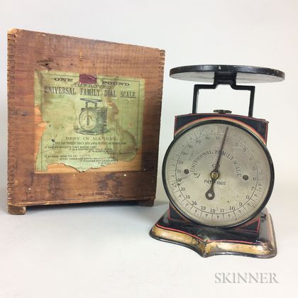 Boxed "Universal Family" Dial Scale