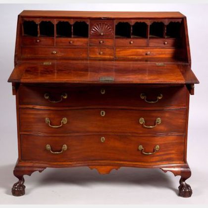 Chippendale Mahogany Carved Oxbow Serpentine Slant-lid Desk