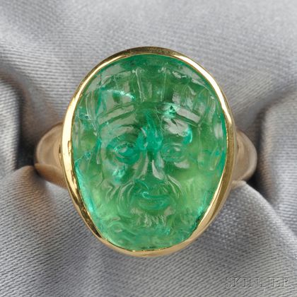 18kt Gold and Emerald Cameo Ring
