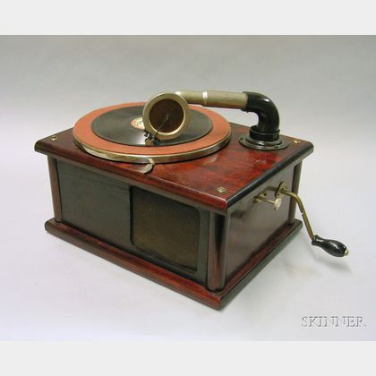 Picnic Portable Phonograph