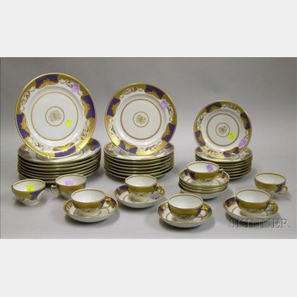 Forty-piece Mottahedeh Nelson Rockefeller Collection Transfer Decorated Porcelain Partial Dinner Service.e2... 
