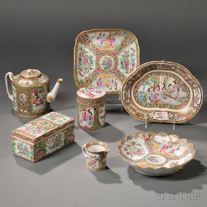 Seven Chinese Export Porcelain Famille Rose Palette Items