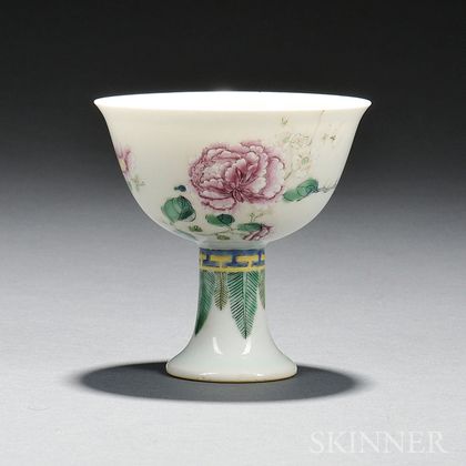 Famille Rose Porcelain Cup