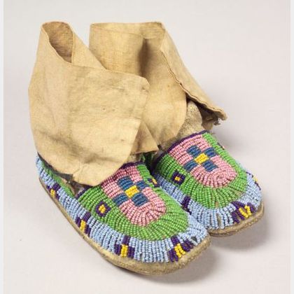 Central Plains Beaded Hide and Cloth Child's Moccasins