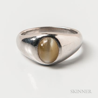 Platinum and Cat's-eye Ring