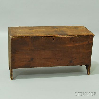 Small Pine Six-board Chest