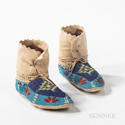 Pair of Plains Beaded High-top Moccasins