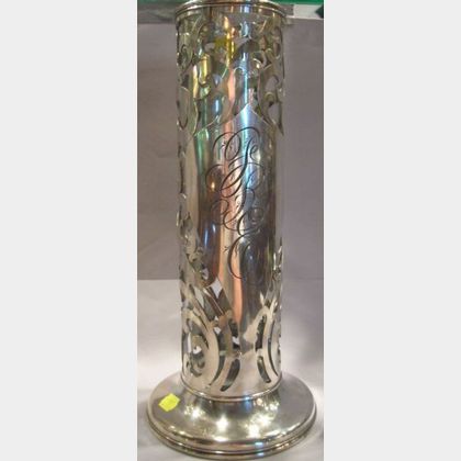 Meriden Silver Plated Reticulated Rose Vase