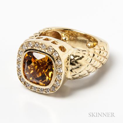 14kt Gold, Citrine, and Diamond Ring