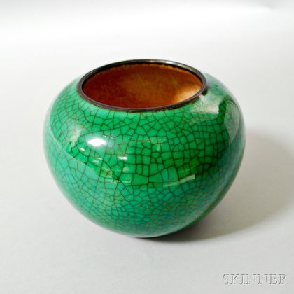 Small Green Crackle-glazed Jar