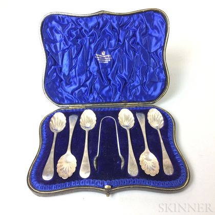 Cased Set of Six Wakely & Wheeler Sterling Silver Shell-form Spoons and a Pair of Tongs