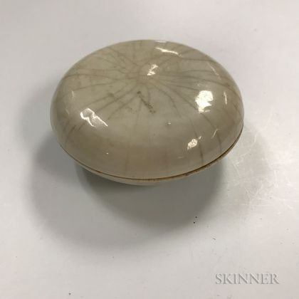 Cream-glazed Seal Paste Box